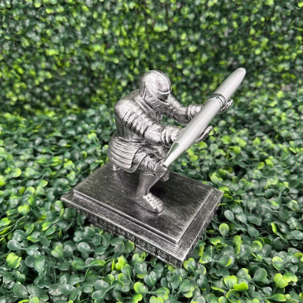 Medieval Kneeling Knight Pen Holder Executive Desk Accessory Silver Fleur-de-Lis